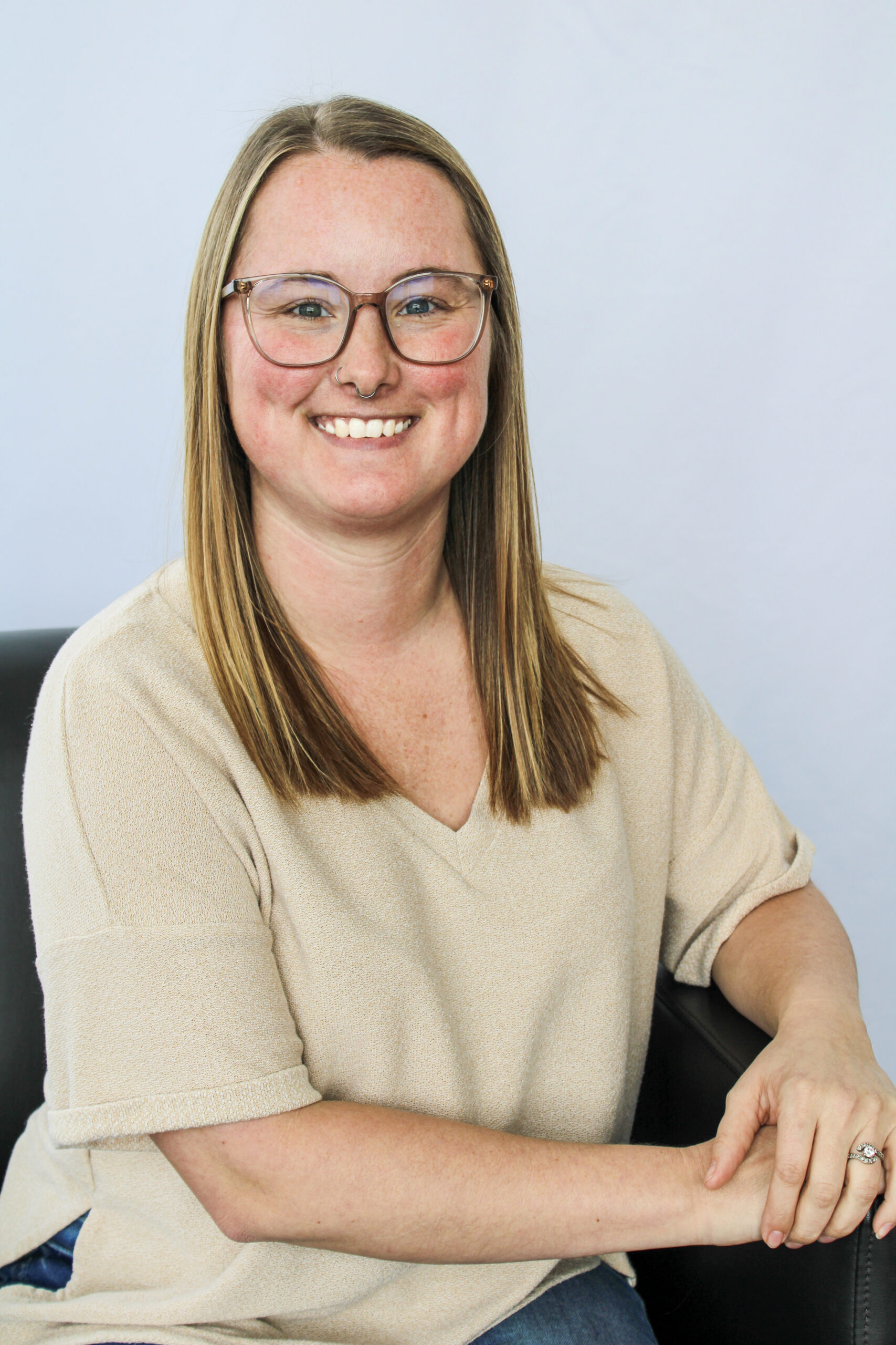 Headshot of Lauren Davis